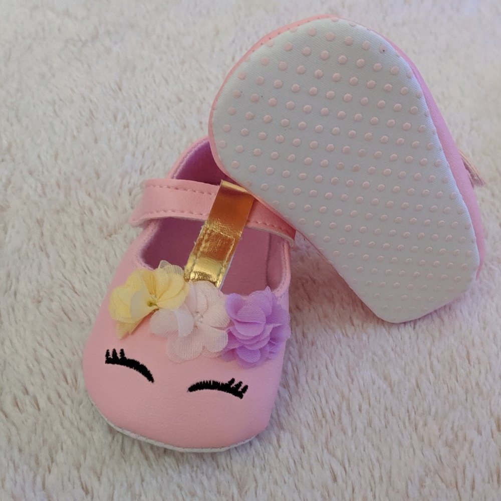Unicorn baby shoe for toddler
